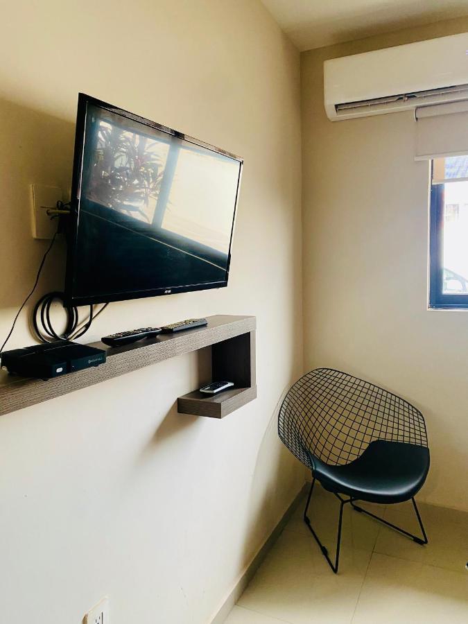 Departamento Muy Cerca De La Playa En Condominios La Paz Mazatlán Esterno foto